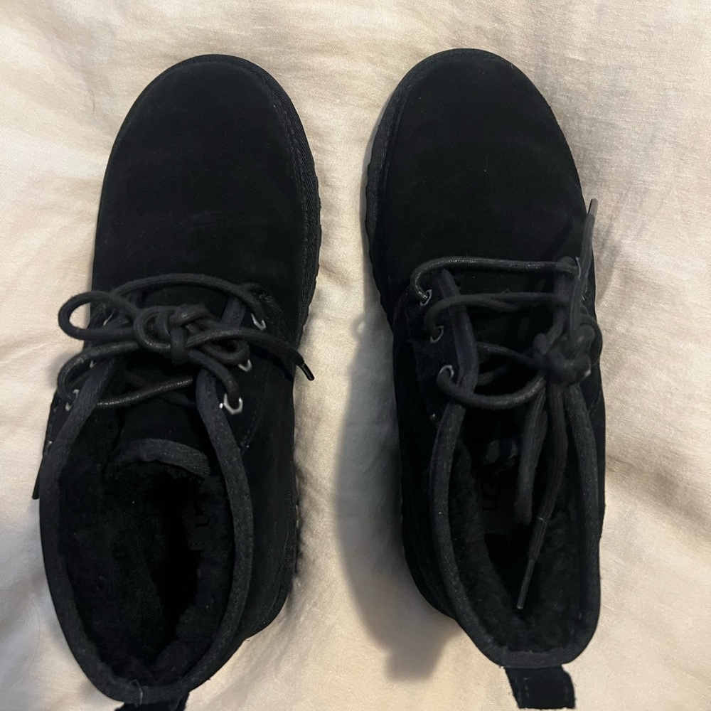 Ugg neumel 10